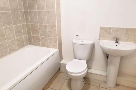Two bedroom Apartment - Moss Street, Liverpool photo 2