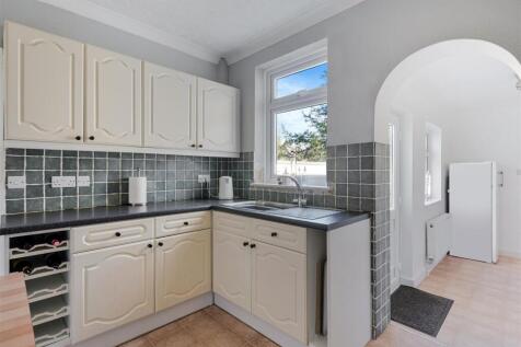 BRIDGE COTTAGE (28).jpg