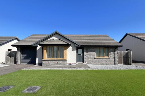 47 TYPHOON ROAD, LOSSIEMOUTH
