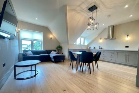 Living/dining/kitchen