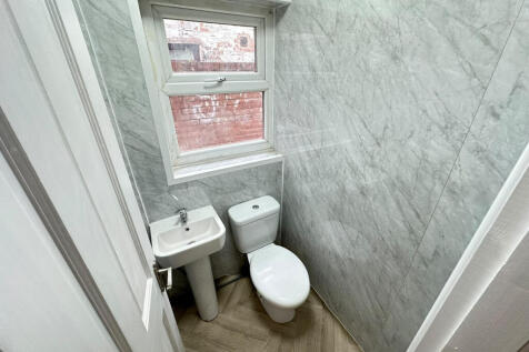 Slade Grove, Manchester, M13 photo 4