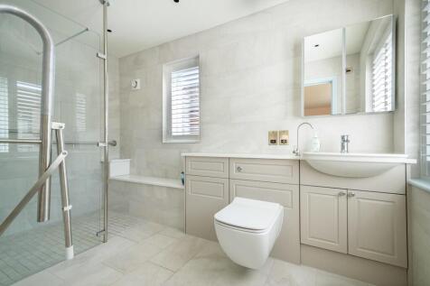 9a Chapel Street-...