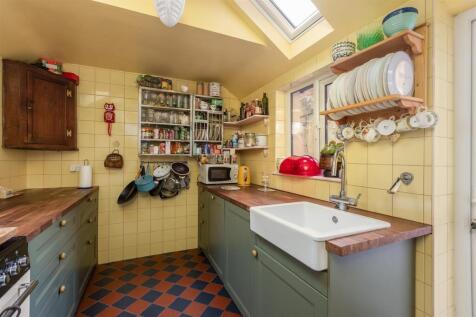 Piercy End 44 Kitchen-2.jpg