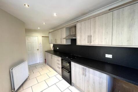 Rutherglen Avenue, Whitley - Kitchen