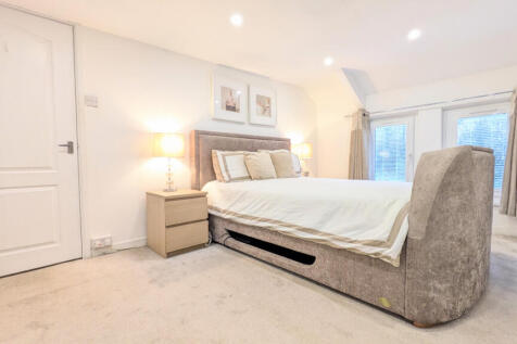 PXL_20251127_111435712.MP~2