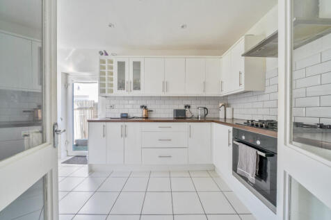 1361858-3-68dbccd...