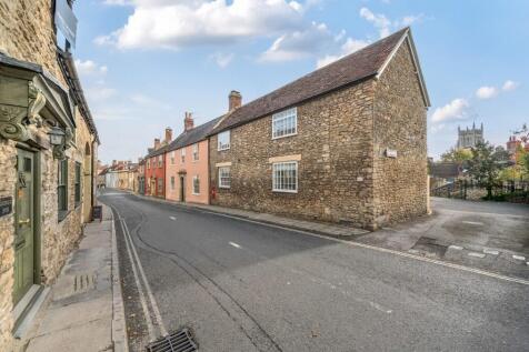 Front/side elevation