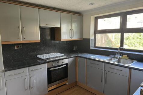Richmond Avenue, Kettering photo 2