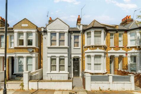 Flat 1, 35 Leythe Road-1.jpg