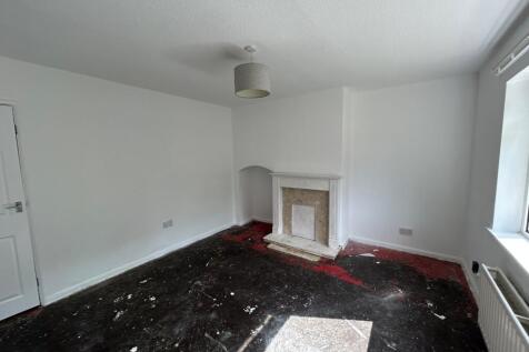 Stirling Crescent, Bradford, West Yorkshire, BD4 photo 3