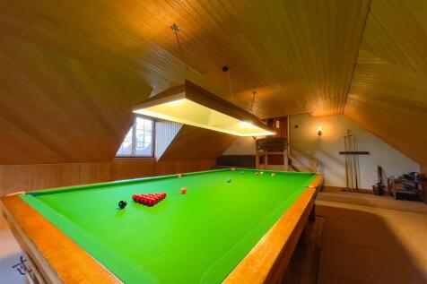 Snooker room