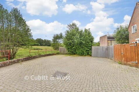 Driveway/Parking