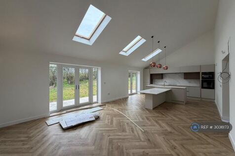 Quarry Hill Close, Derbyshire, DE21 photo 3