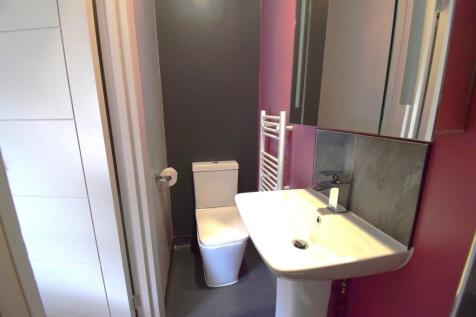 Room 6 (Pink) 352 North Road, Cardiff photo 4