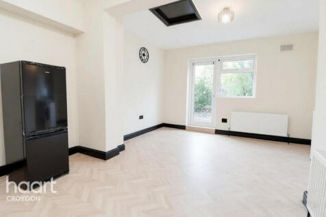 1 Bedroom Flat in CR7 7PX