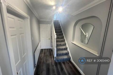 Sevenoaks Road, Earley, Reading, RG6 photo 3