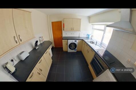 Kitchen - Side View (360)