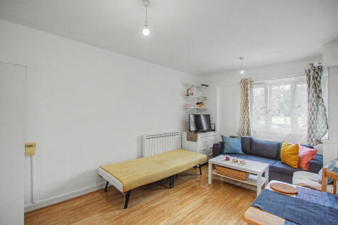 9 Hazlewood Towers, Golborne Gardens, North Kensington, London W10 5DT