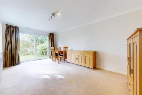 Pinfold Drive Dining Room