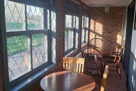 Pub to rent Image 5