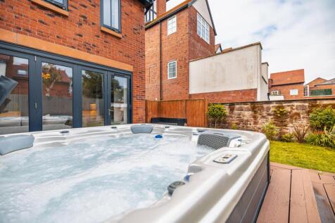 2 George Drive-84.jpg