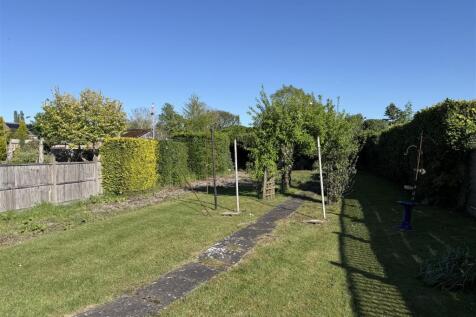 Generous Sized Rear Garden