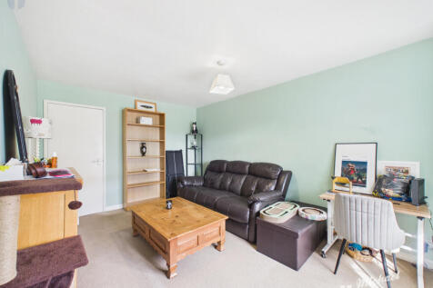 CAM03218G0-PR1139-STILL003