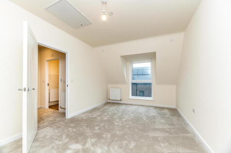 3 Chateau Mews 01...