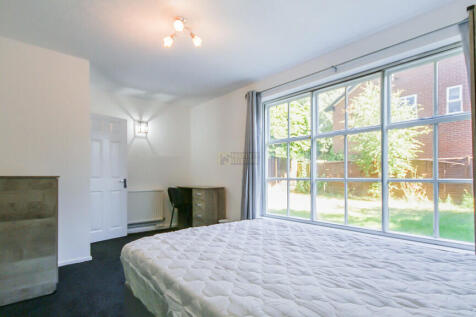 Pavenham Drive, Birmingham, B5 7TW photo 4