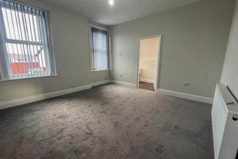 8 Westminster Trc-12.jpg