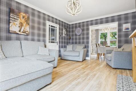 CAM03729G0-PR0111-STILL009