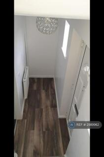 Entrance Hall2