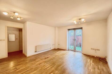 Lodysons Close, Orsett Village photo 3