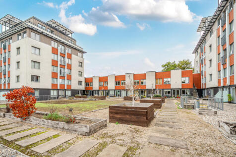 1520351-2-6aa93c4...