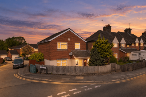 Pheasant Close, Tring