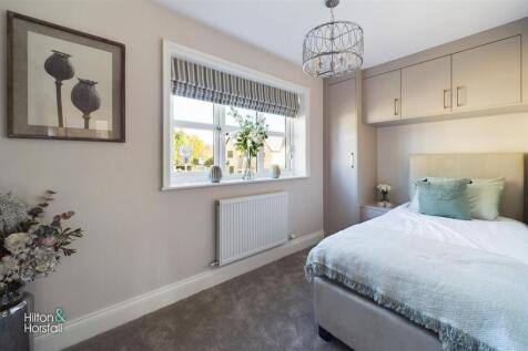 Internal Photo (Plot 8)