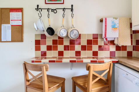 1329428-16-688b628d6f55e