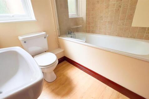 Bathroom.jpg