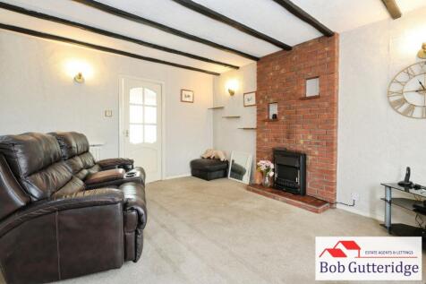 BAY FRONTED LOUNGE
