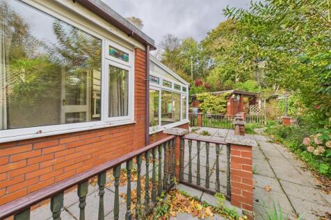 Cliff Lodge, 13 Old Teignmouth Road, Dawlish EX7 0