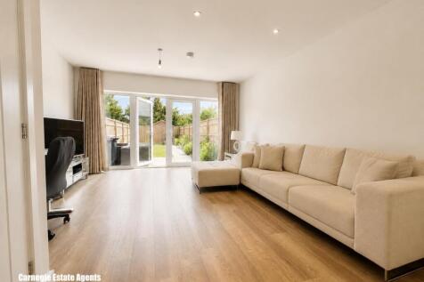 Living/dining room
