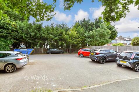 Driveway/Parking