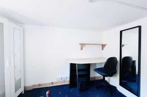Harrington Drive, Nottingham photo 5