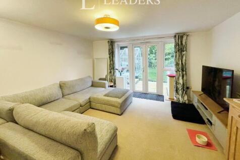 Graces Field, Stroud, Gloucestershire, GL5 photo 3
