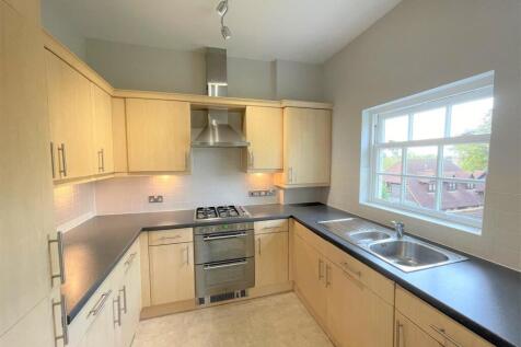 St. Benets Way, Tenterden, Kent, TN30 photo 3