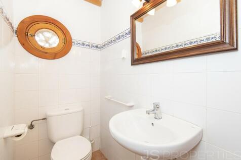 VILLA FOR SALE IN THE COUNTRYSIDE 