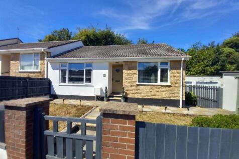 46 Laur Ave Front.jpg