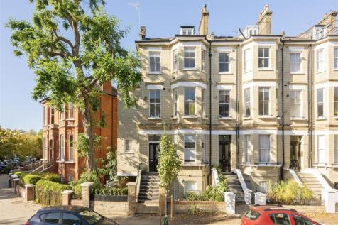 13B Crossfield Road Hi-12.jpg