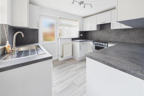 Newly Fitted Kitchen