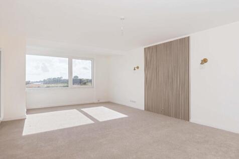 Francombe House_4.jpg